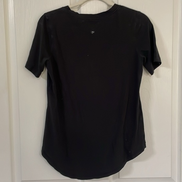 lululemon Love V-neck Tee black Pima  cotton - Picture 3 of 4